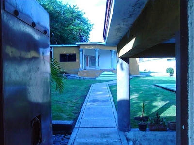 BELLA CASA SOLA EN XOCHITEPEC CENTRICA