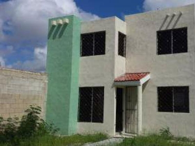 Casa en Venta en FRACC. BOSQUES DEL PONIENTE Mérida, Yucatan