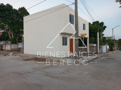 Casa en Venta en JARDINES DE CHAMPAYAN Tampico, Tamaulipas