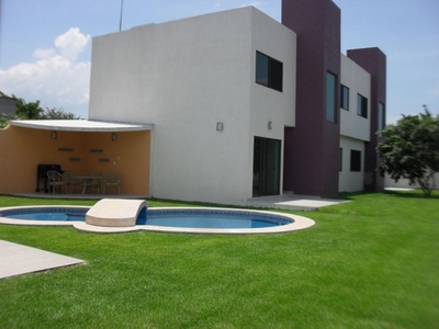 Casa en Venta en SUMIYA Jiutepec, Morelos