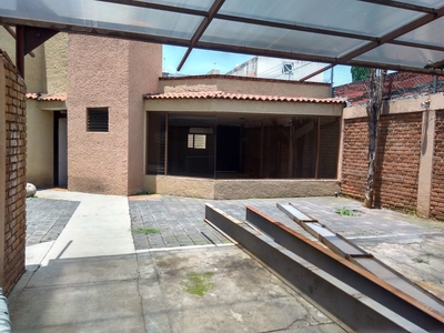 CASA EN VENTA PARA REMODELAR EN NUEVA CHAPULTEPEC SUR