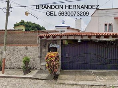 Doomos. Casa en Venta Lomas de Cortes Cuernavaca RECUPERACION BANCARIA