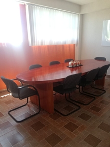 SALA EJECUTIVA EN RENTA CON EXCELENTES SERVICIOS PARA TI