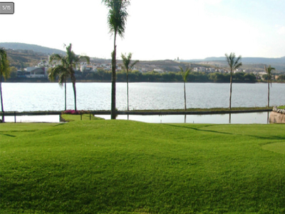 VENDO TERRENO EN CUMBRES DEL LAGO JURIQUILLA QUERETARO