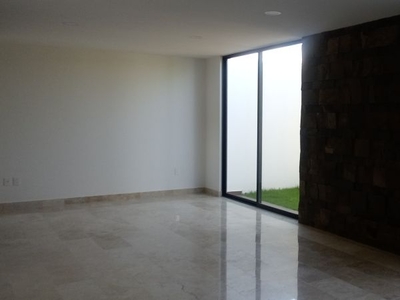 CASA NUEVA EN VENTA LOMAS DE ANGELOPOLIS