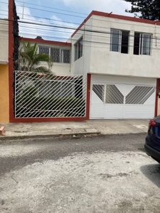 Venta casa grande en Fracc. Costa Verde, Boca del Río, Ver.