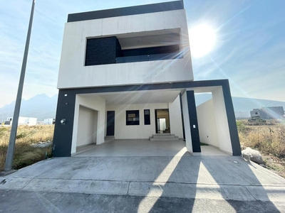 Doomos. CASA EN VENTA por dominio cumbres MIRADOR RESIDENCIAL GARCIA