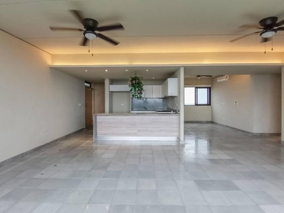 Doomos. Departamento 2 Recámaras en VENTA. Residencial Palmaris. Cancún, Q.Roo