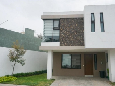 Casa en venta en coto Armonia Habitat Zona Real