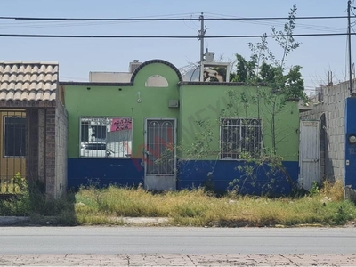 Casa en venta sobre Avenida Juárez, Residencial del Nazas, Torreón, Coahuila