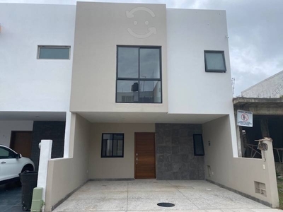 Casa Nueva en Venta zona Real en Zapopan