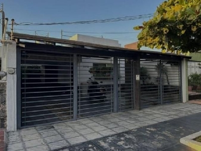 HERMOSA CASA EN VENTA COLONIA CHAPALITA