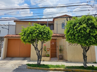 Oportunidad Casa en Venta en Jardines de San Ignacio Cochera 4 Autos