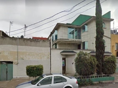 Casa en Calle Corea, Col. Romero Rubio CDMX. Propiedad adjudicada