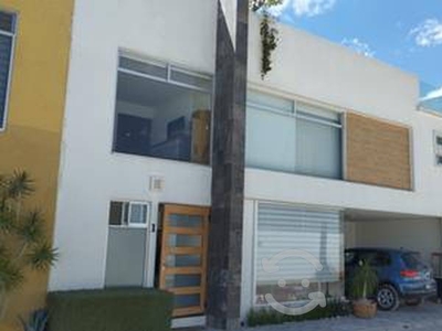 Casa en venta dentro de Fraccionamiento en