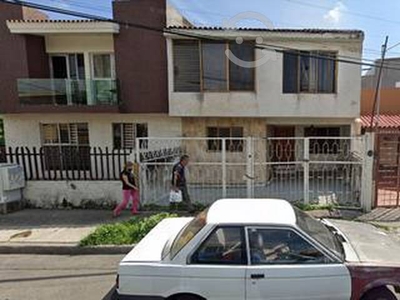 Casa en Venta en Guadalajara Jal Col Jardines