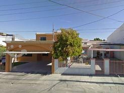 Casa en venta en Mexicali BC Col Jardines del