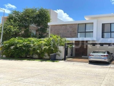 Casa en venta Residencial Aqua, Cancún