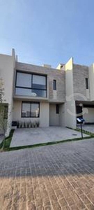 CASA EN VENTA ZAPOPAN NORTE ZONA VALLE IMPERIAL