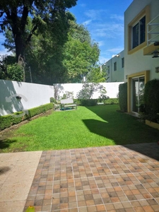 Hermosa casa con jardín Conjunto Chabacanos Coporo