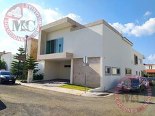 3 recamaras en venta en fraccionamiento rancho santa mónica aguascalientes