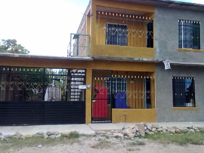 VENDO CASA