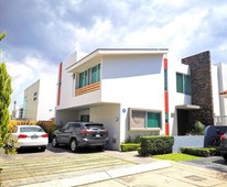 residencia en puertas del tule, zapopan, jal.