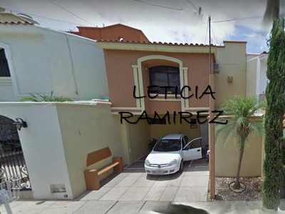 Casa con 2 habitaciones en Fracc Lomas Del Sol Premier