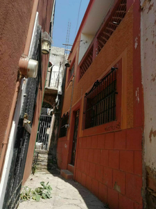Casa De 8 Habitaciones Ubicada En Centro De Guanajuato