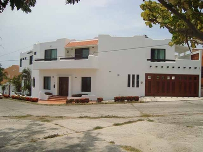 Casa en venta en fraccionamiento Rincón del Conchal