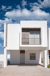Casa en Venta en Paseo Áurea en Torreón, Coahuila de 3 recámaras