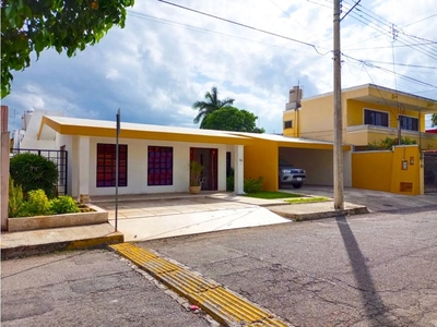 Venta de Casa en Campestre Mérida, 3 habitaciones y amplias terrazas