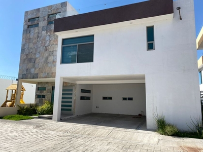 Casa en condominio en venta Avenida Estado De México 3400, Lázaro Cárdenas, Metepec, México, 52148, Mex