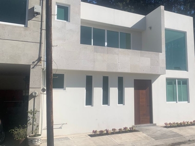Casa en condominio en venta Calle Guadalupe Victoria 351, Fracc Arboleda, Metepec, México, 52154, Mex