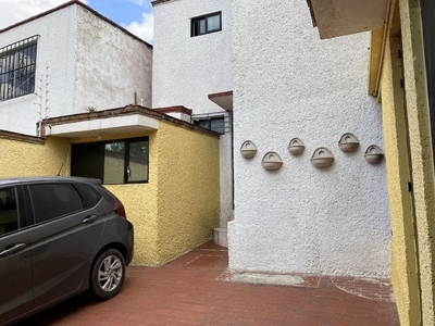 Casa en renta Paseo De Lomas Verdes 90, Mz 031, Lomas Verdes 3ra Sección, Naucalpan De Juárez, Estado De México, México