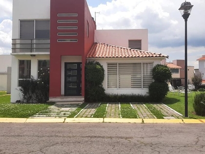 Casa en venta Calle Revolución, San Diego De Los Padres Otzacatipan, Toluca, México, 50205, Mex