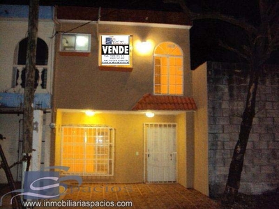 Casa en venta en fraccionamiento Joyas de Mocambo, Boca del río