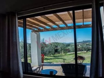 Villas En Venta Valle De Guadalupe, Ensenada. Negocio Generando 70mil Pesos Mensuales En Renta Co...