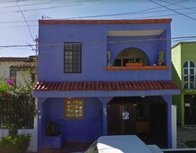 casa en venta en fraccionamiento jacarandas, tepic, nayarit