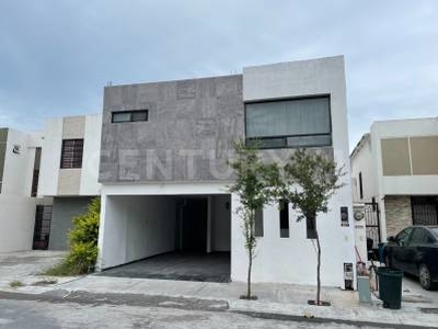 Casa en Venta en Cerrada México, Guadalupe, Nuevo León