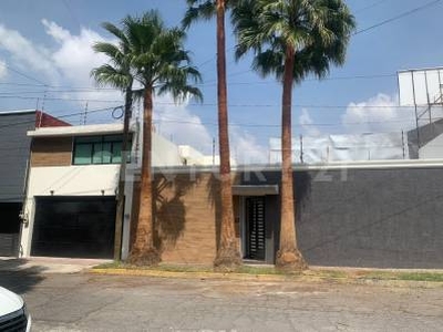 Casa en Venta Remodelada en Col. El Mirador, Puebla, Puebla