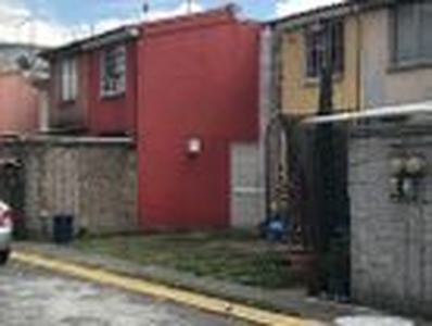 Casa en condominio en Venta Crisantemos Null
, Lerma, Estado De México