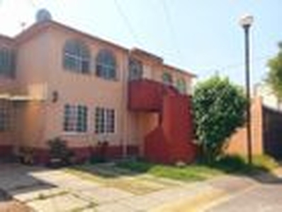 Casa en condominio en Venta Prado Del Fresno
, Toluca, Estado De México
