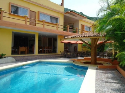 Casa en Renta por Temporada en Residencial Club de golf palma real Ixtapa Zihuatanejo, Guerrero