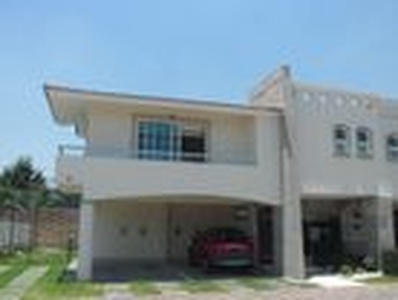 Casa en condominio en renta San Jerónimo Chicahualco, Metepec