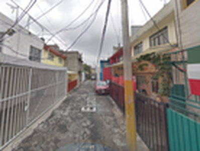 Casa en venta Calle Ecatzingo 8, Fraccionamiento Altavilla, Ecatepec De Morelos, México, 55390, Mex