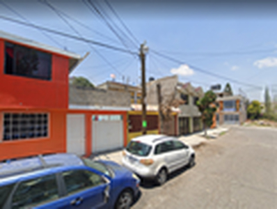 Casa en venta Calle Isabel La Católica Poniente 16, San Cristobal, San Cristóbal, Ecatepec De Morelos, México, 55000, Mex