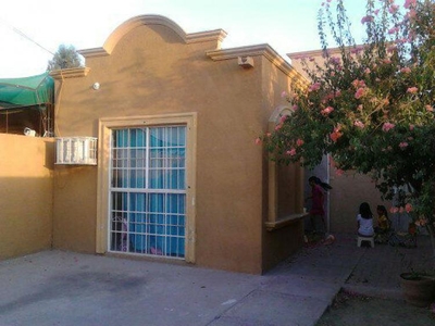 Casa en Venta en FRACCIONAMIENTO EL CAMPANARIO Mexicali, Baja California