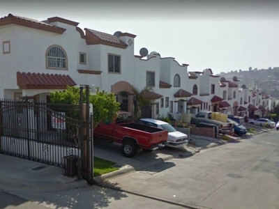 Casa en Venta en FRACCIONAMIENTO JARINES DE AGUA CALIENTE Tijuana, Baja California