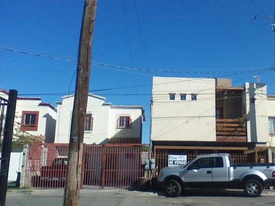 Casa en Venta en RESIDENCIAL VILLAS DEL REY Mexicali, Baja California